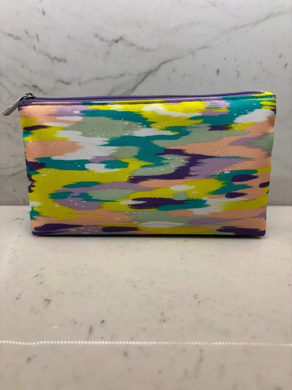 CLINIQUE Abstract Brushstroke Rainbow Makeup Bag Cosmetic Pouch Travel Case